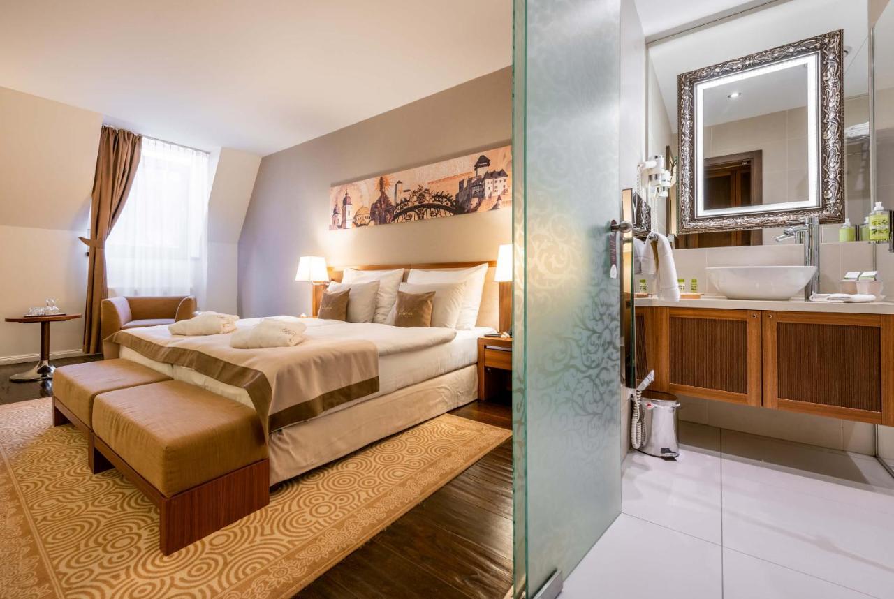 Hotel Elizabeth Trencin Bagian luar foto