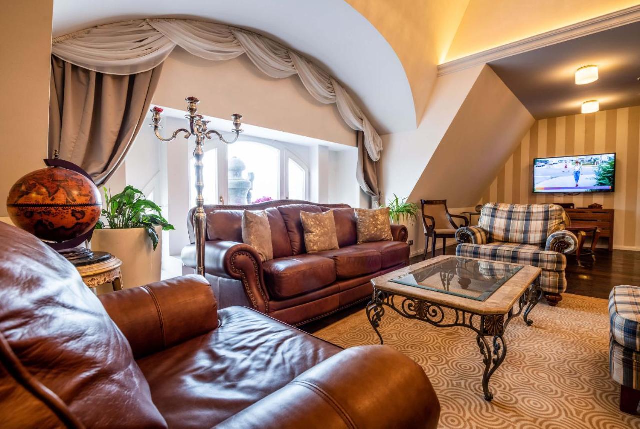 Hotel Elizabeth Trencin Bagian luar foto