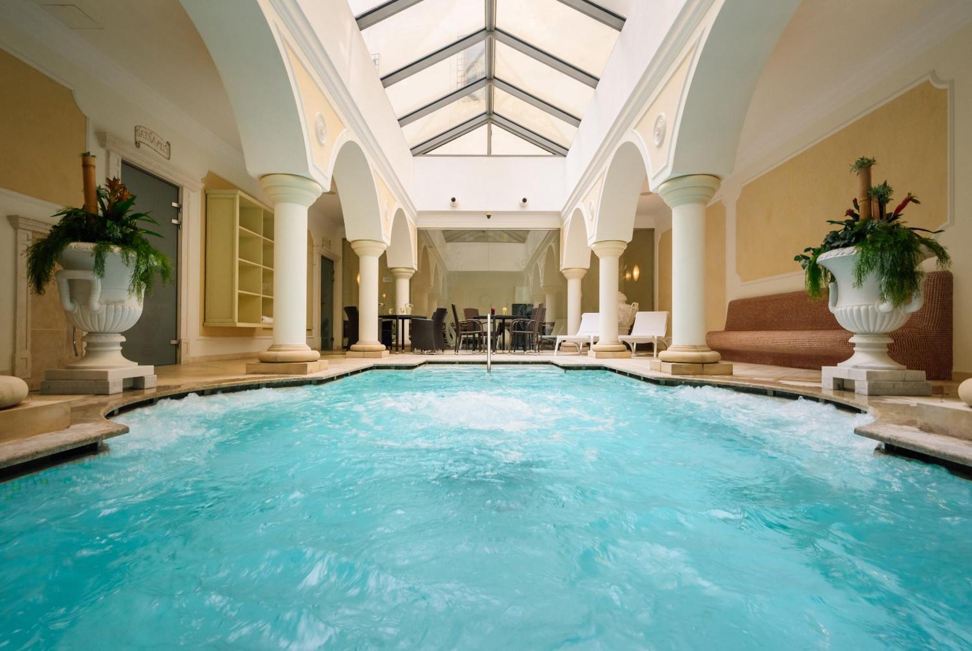 Hotel Elizabeth Trencin Bagian luar foto